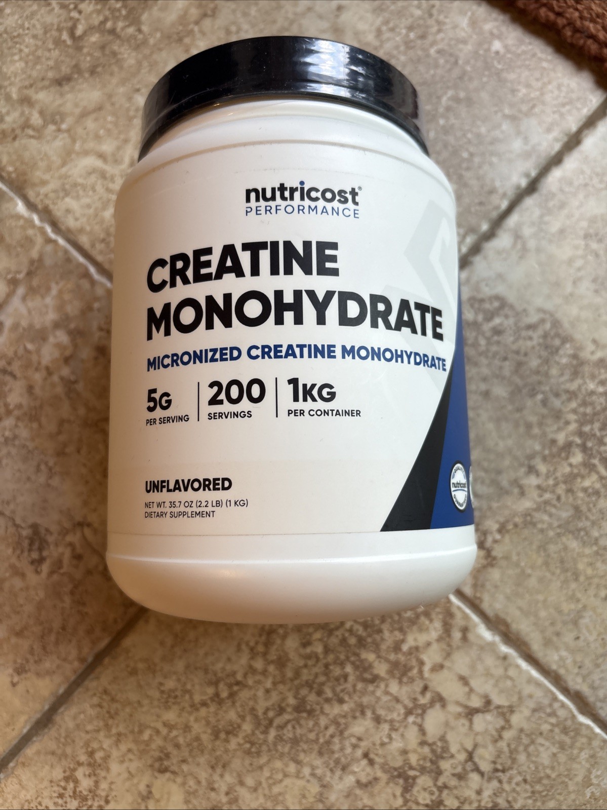 creatine monohydrate powder 2.2 lb Nutricost 200 Servings