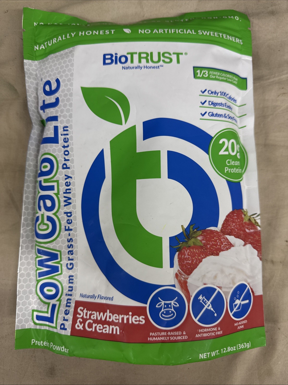 BioTrust Low Carb Lite Strawberries & Cream BB 4/26 12.8oz 20g Whey Protein