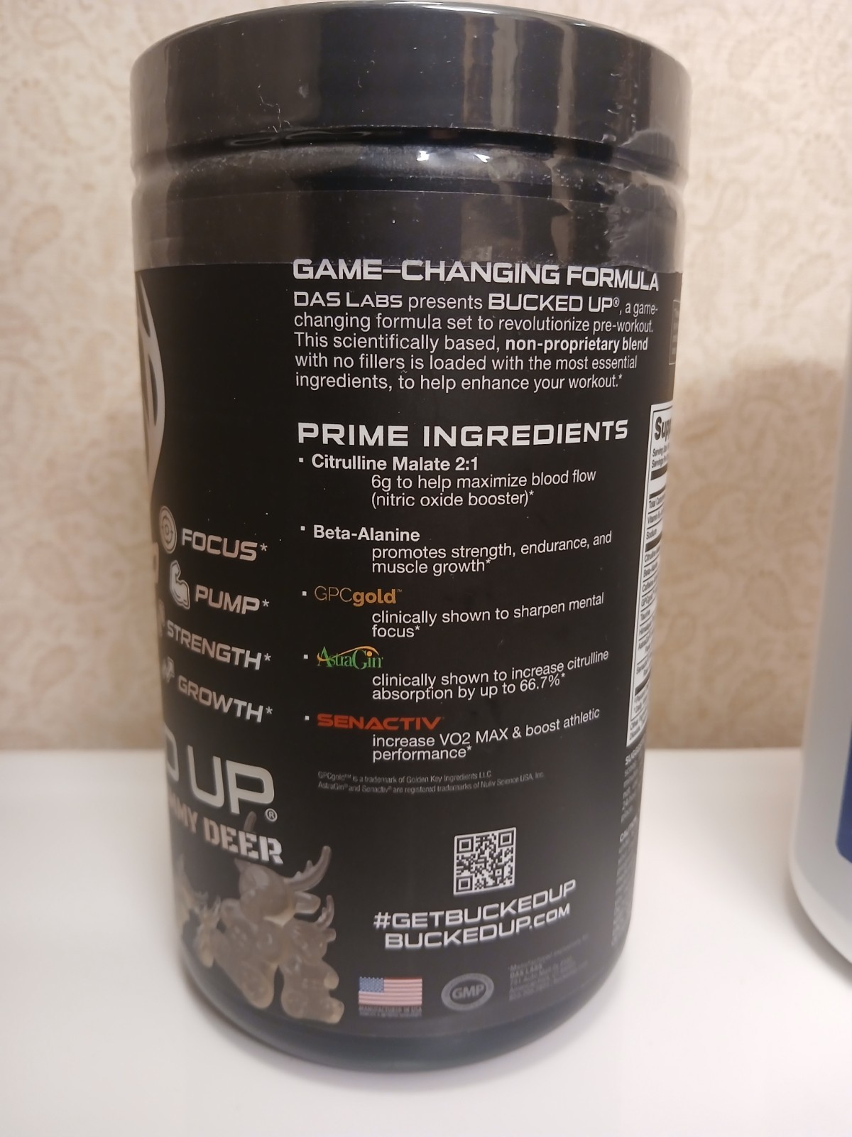 2Lrg BUCKED UP PRE-WORKOUT WHITE GUMMY DEER 60 SERVINGS ☆ Creatine monohyd. 75sv