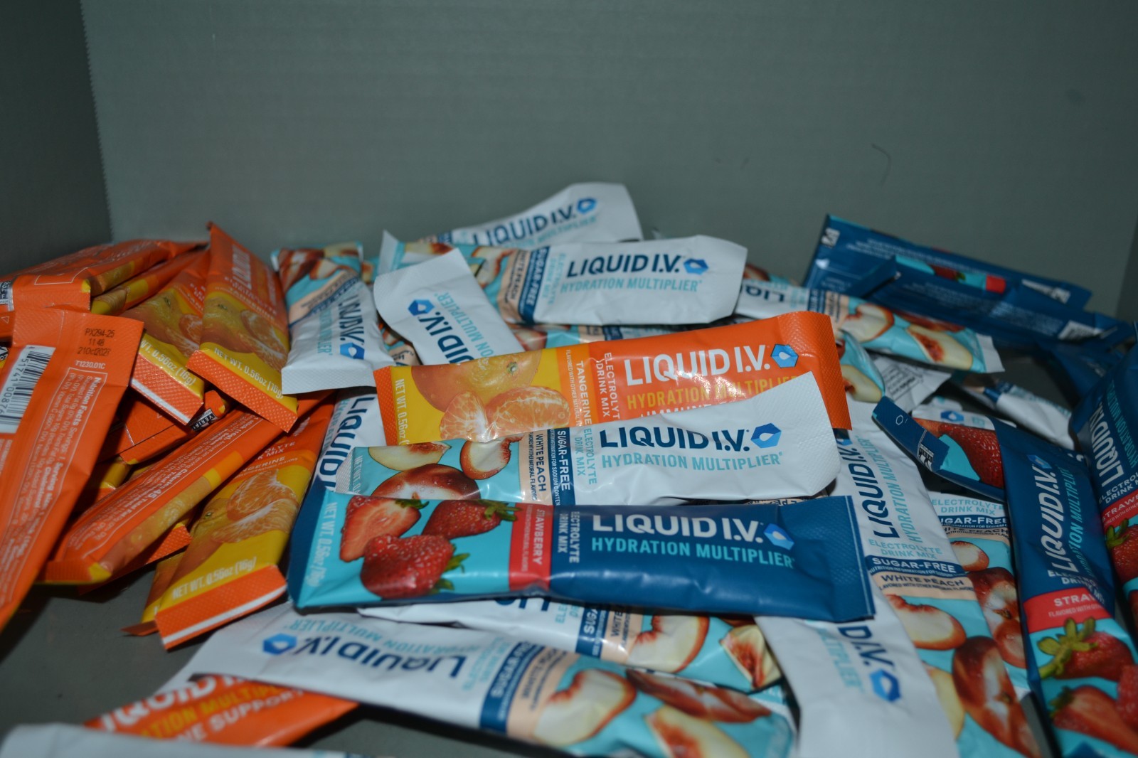 (66) LIQUID IV Hydration, 3 Flavors, BB Date 01/2027+