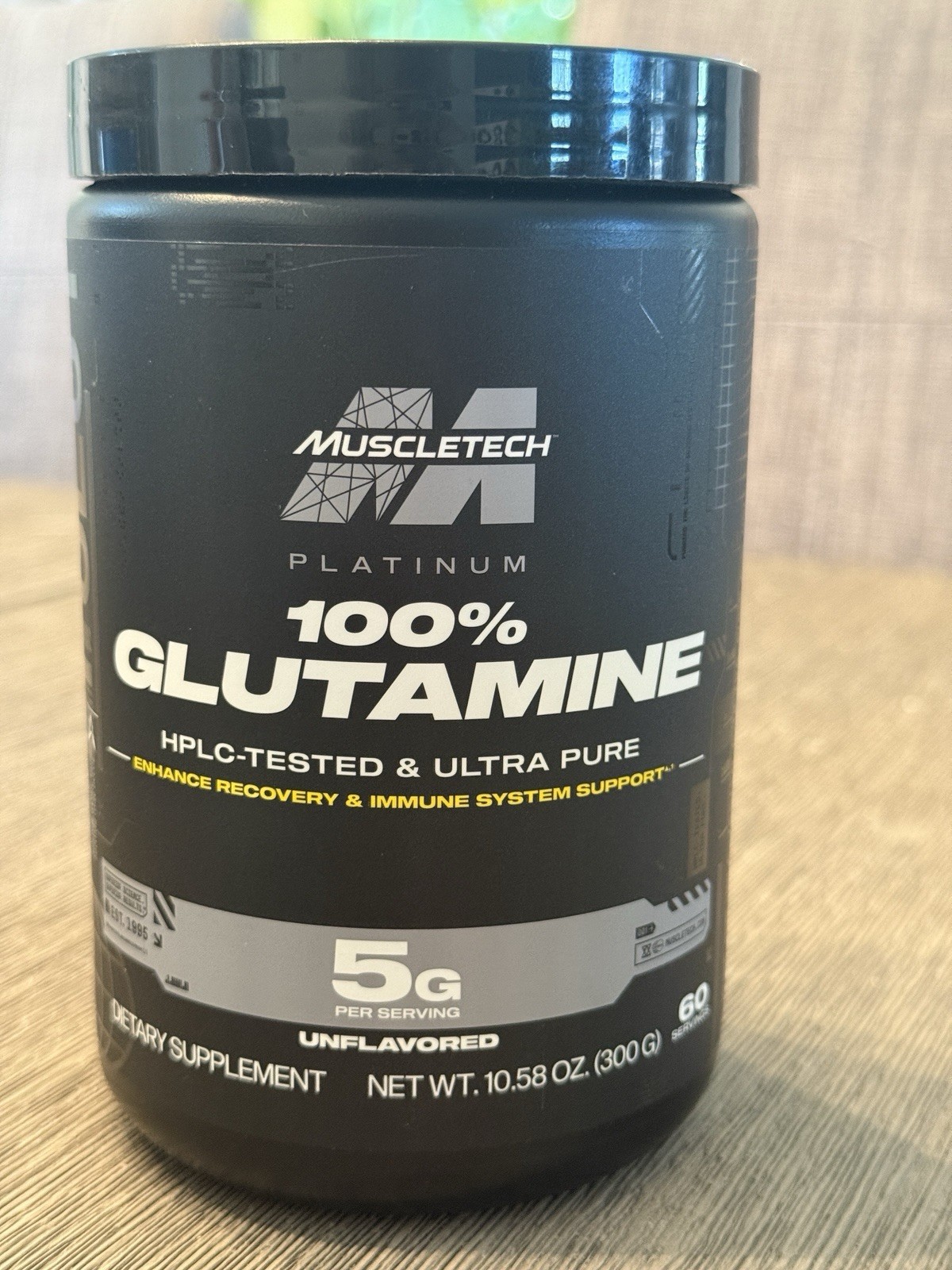 MuscleTech Platinum 100% Glutamine Powder 300g 60 Servings EXP 08/2028 Sealed