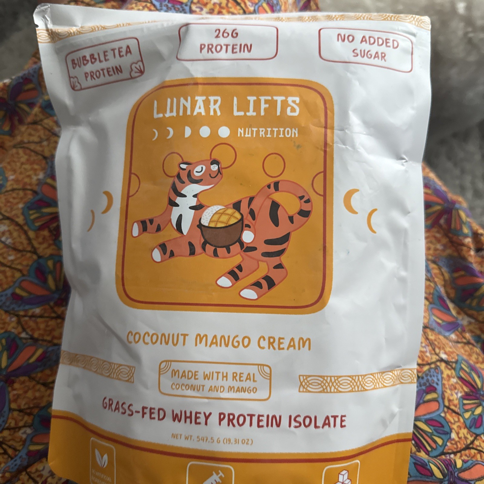 Lunar Lifts Grass Fed Whey Protein Isolate Coconut Mango Cream 19.31oz EXP03/28
