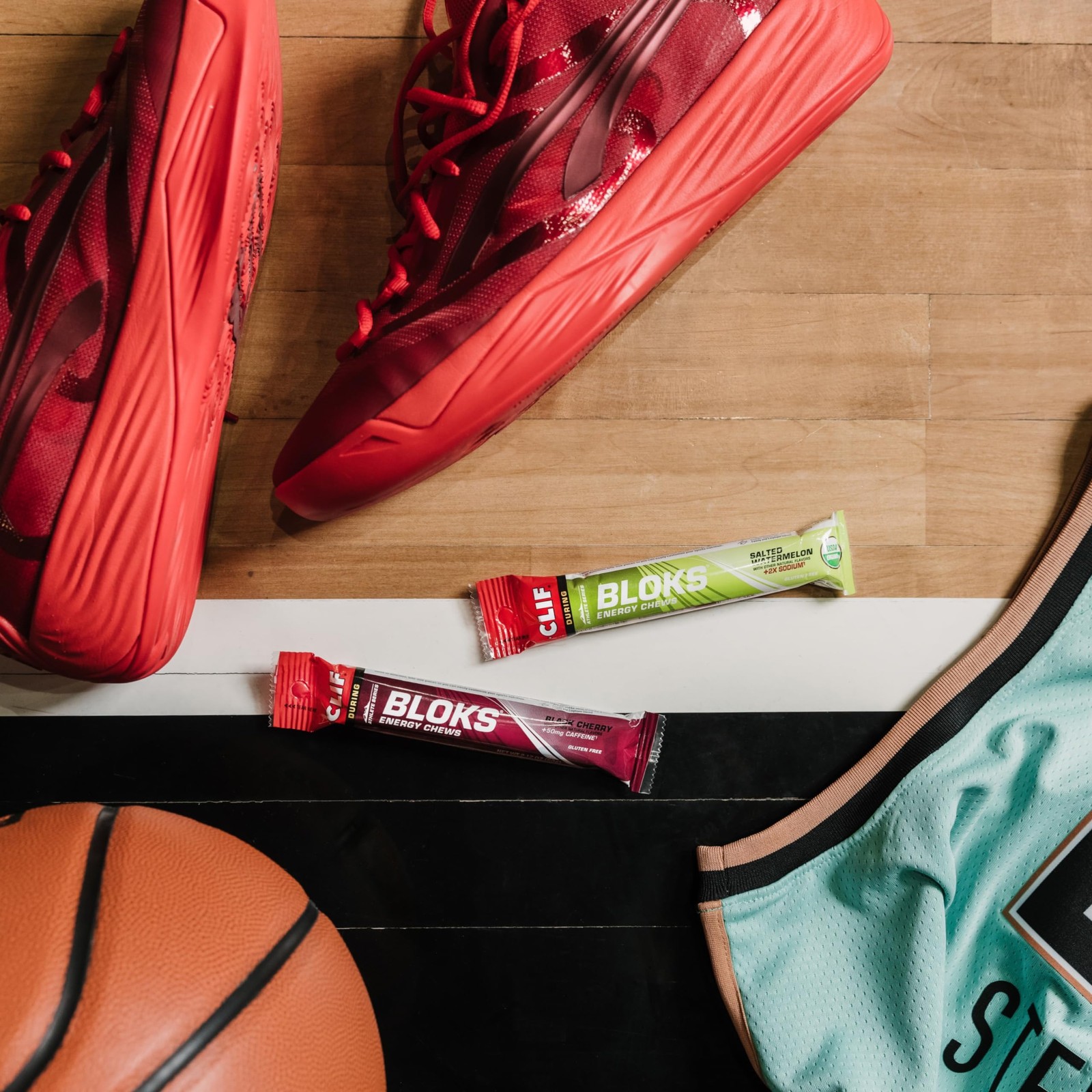 CLIF BLOKS – Strawberry Flavor – Energy 18 Count (Pack of 1),