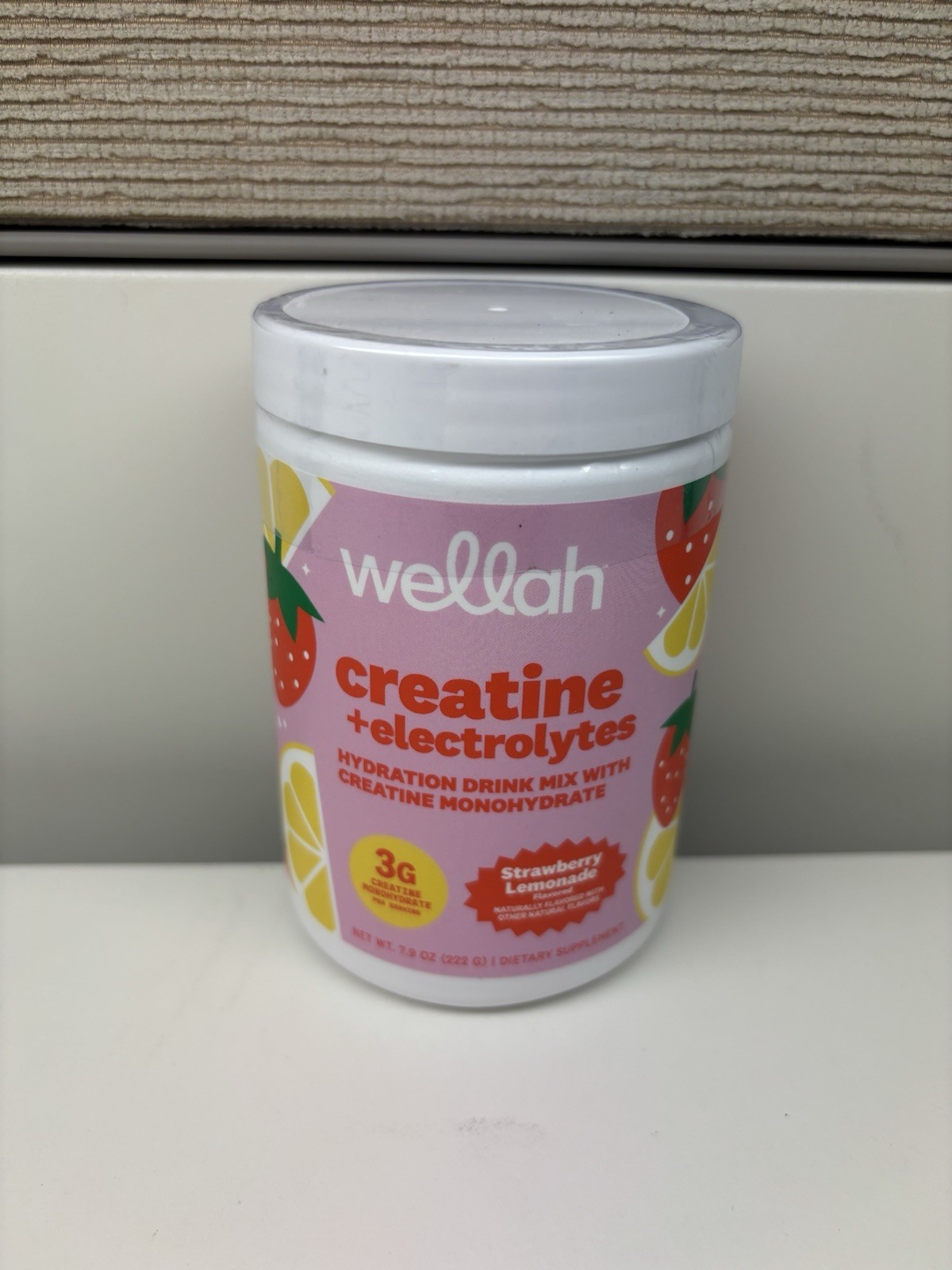 Wellah Creatine + Electrolytes Powder (Strawberry Lemonade) 30 Servings