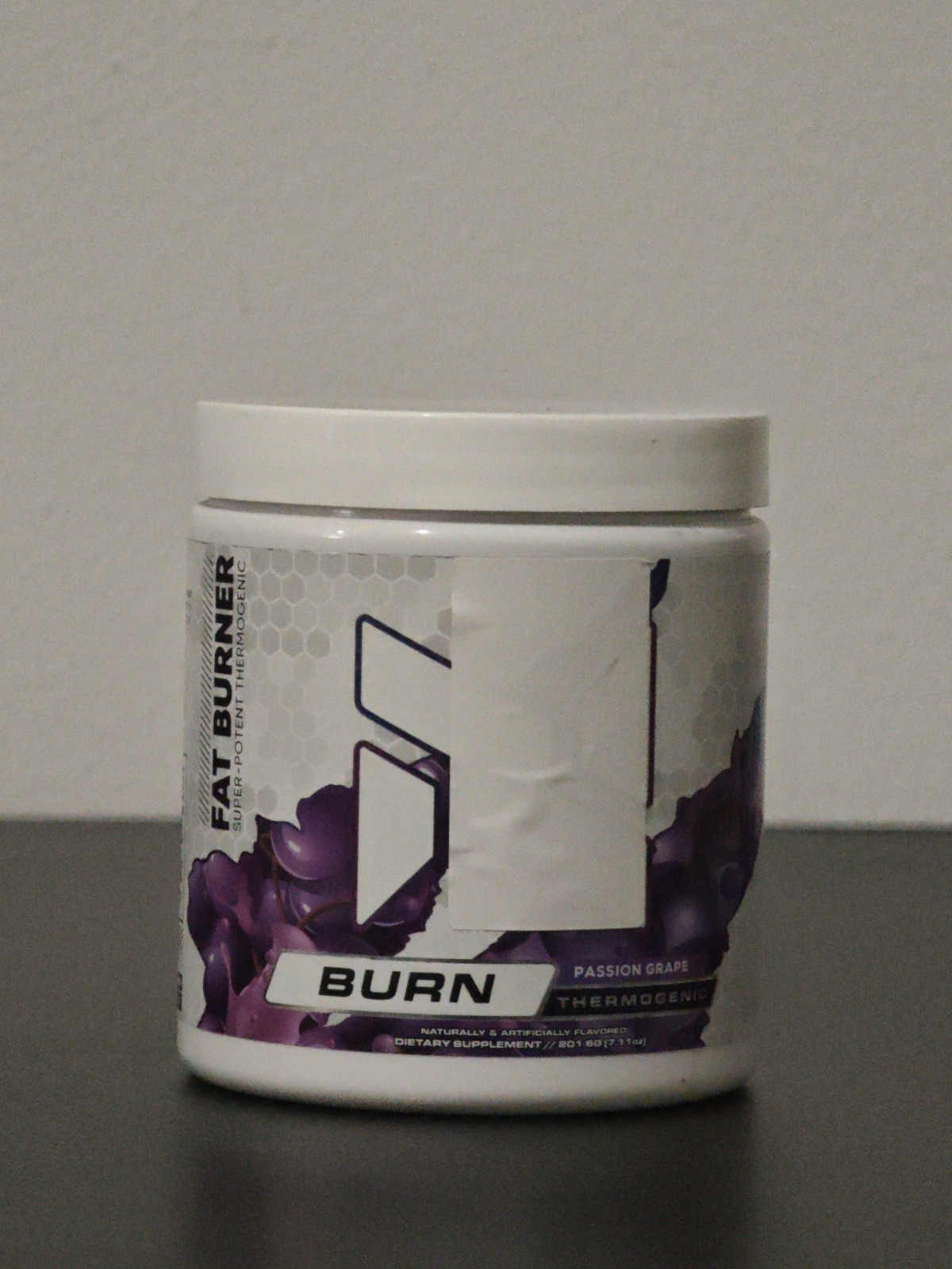 NUTRA INNOVATIONS Essentials Amino BURN Passion Grape Read Clearance!