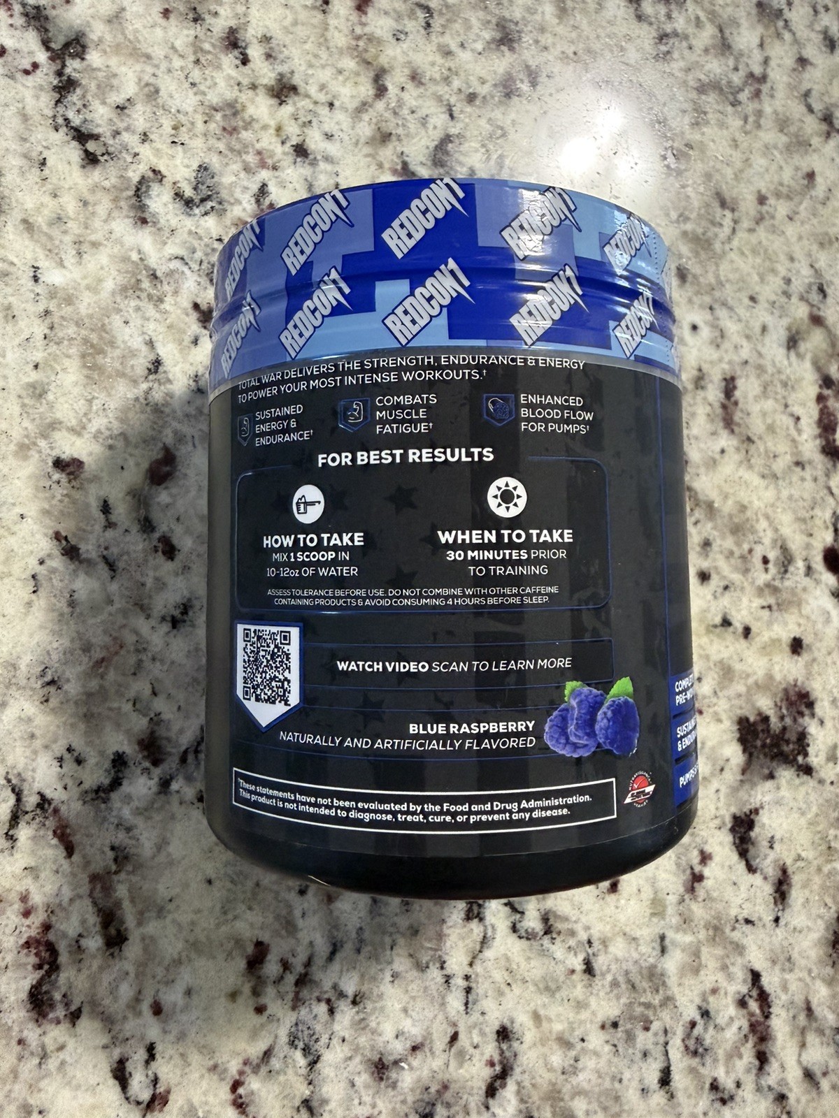 Redcon1 Total War Pre-workout Blue Raspberry 435g – Exp 12/2027 15.34 Oz