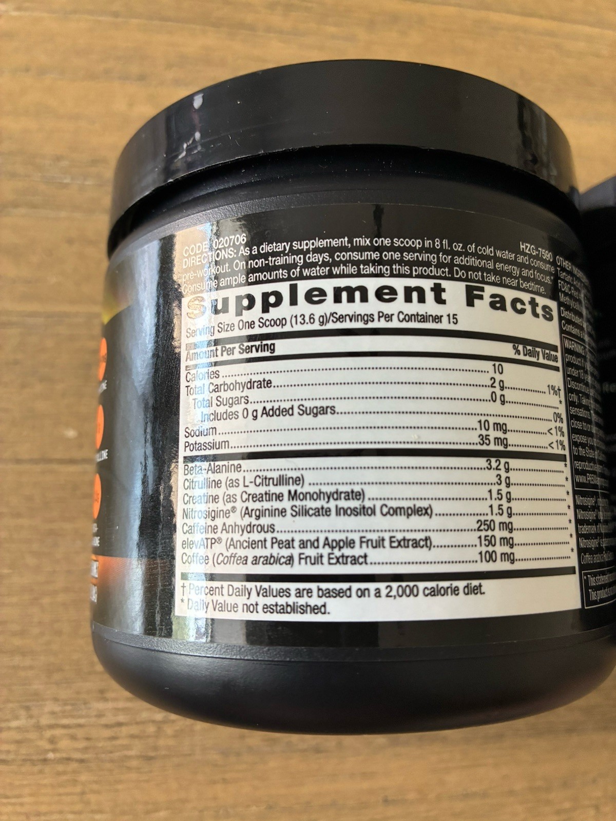 2 Beyond Raw LIT Clinically Dosed Pre-Workout Strawberry Lemonade Exp: 02-2028