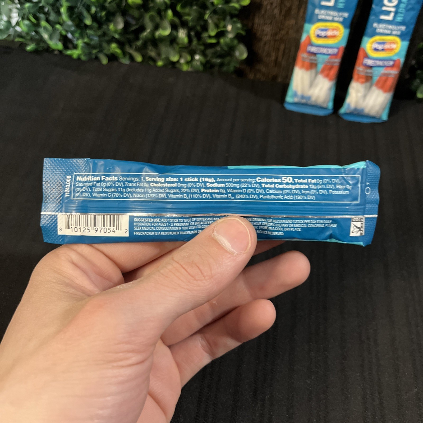 Liquid I.V. Hydration Multiplier Electrolyte Drink Mix Popsicle Firecracker 0.56