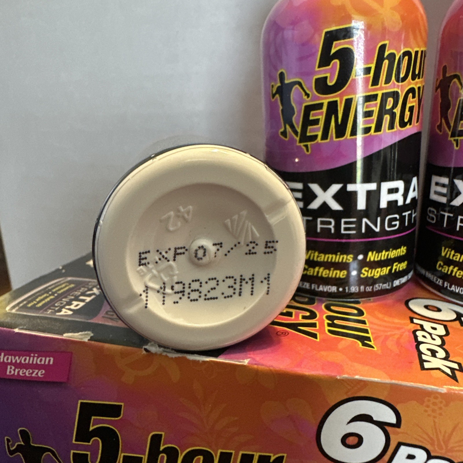 5-hour ENERGY Extra Strength – Hawaiian Breeze Flavor | 1.93 oz. NEW – 5 Boxes
