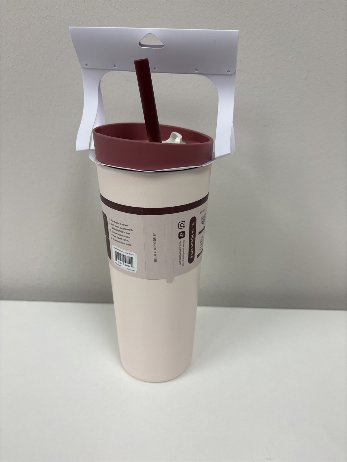 BlenderBottle 24oz Stainless Steel Strada Straw Tumbler