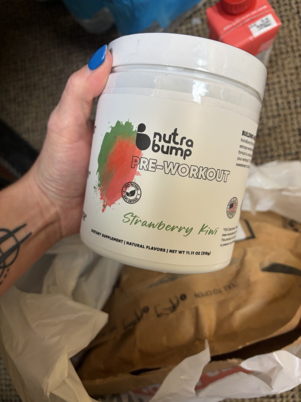 Nutra Bump Pre-Workout Powder Strawberry Kiwi 11.11oz (315g) Gym & Training