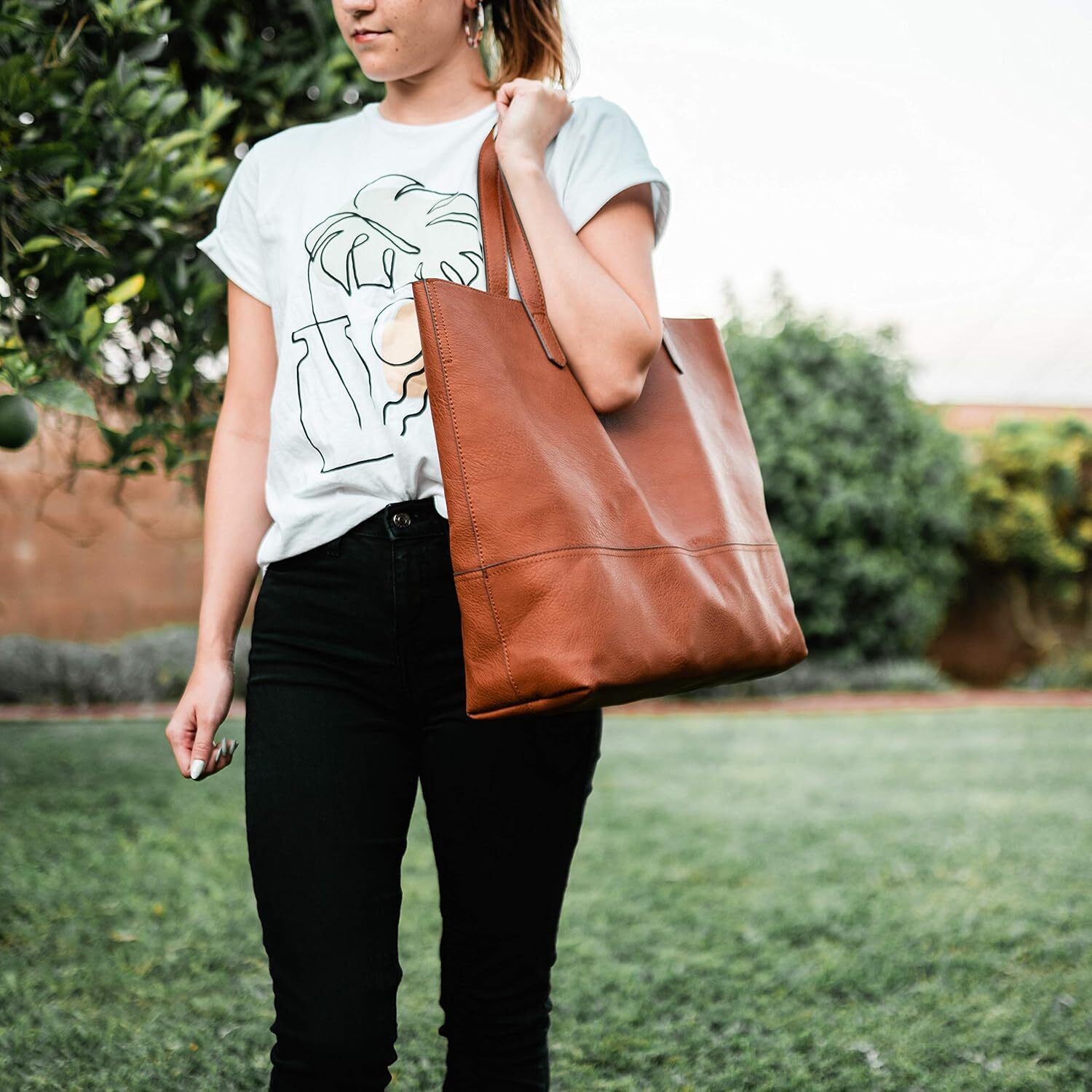 Large Vegan Leather Tote – Womens Slouchy Shoulder Bag with Open Top Tan