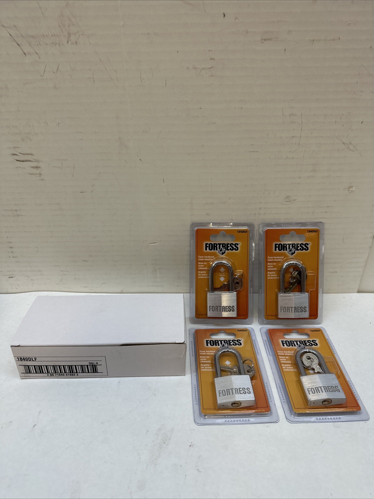 1840dlf 1 9/16in Wide Solid Bo,No 1840DLF, Master Lock Co Qty 4