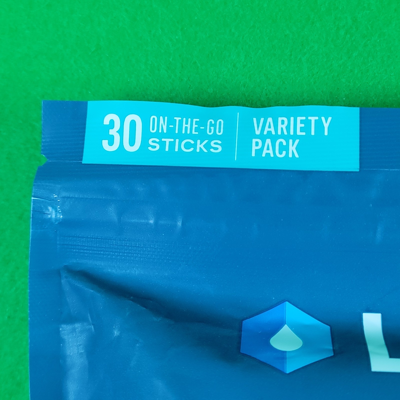 Liquid I.V. Hydration Multiplier 30 Sticks Strawberry Lemon Lime NEW