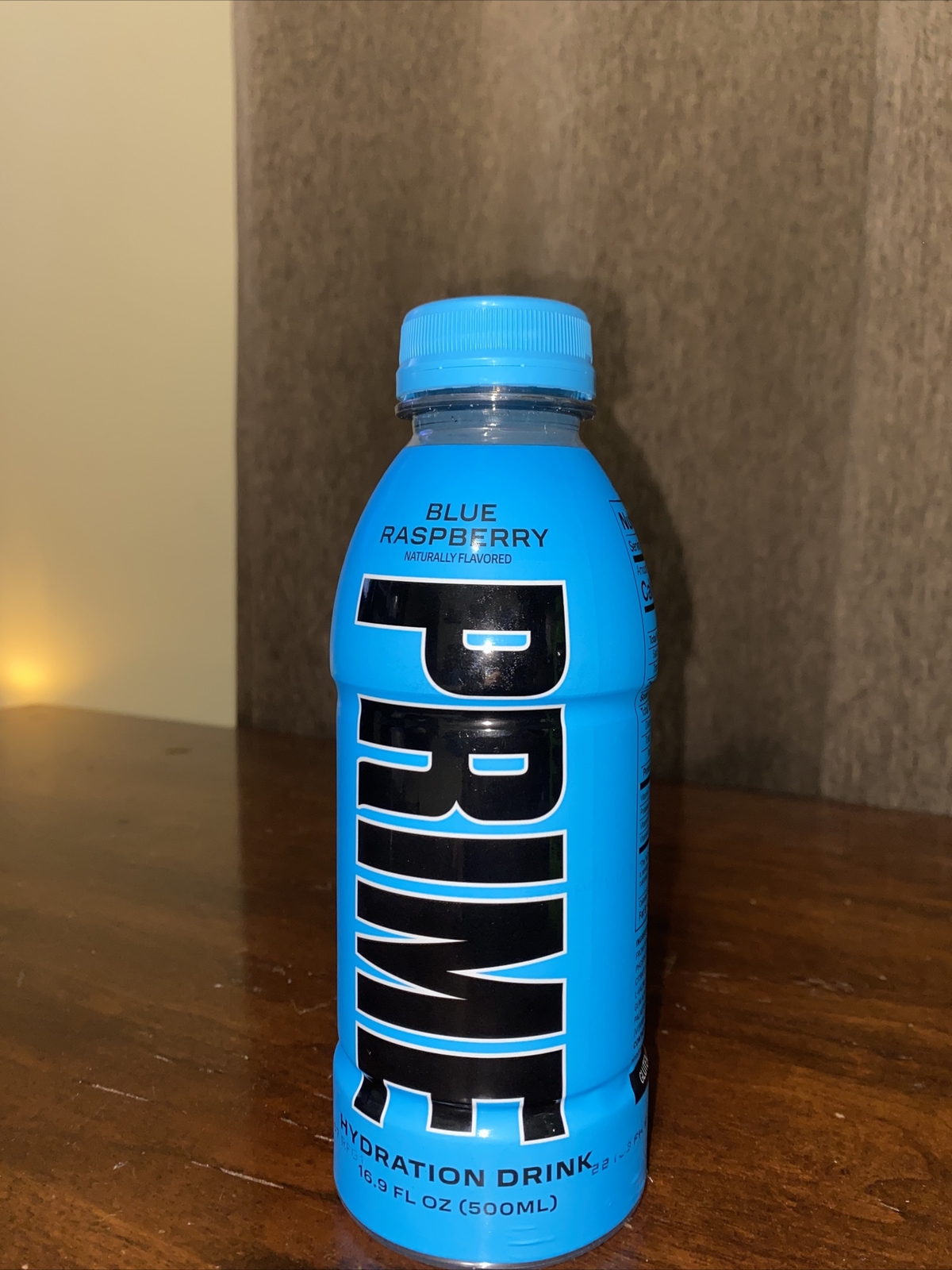 PRIME HYDRATION DRINK By Logan Paul x KSI. Blue Raspberry