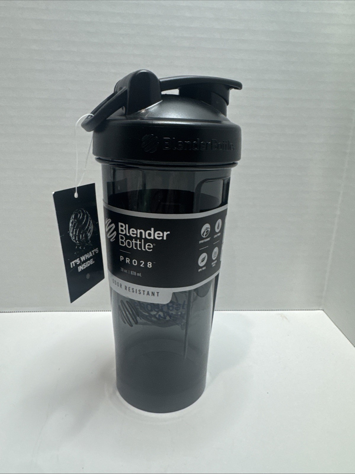 NEW Blender Bottle 28 oz. Pro Series Shaker Bottle with Loop Top NWT