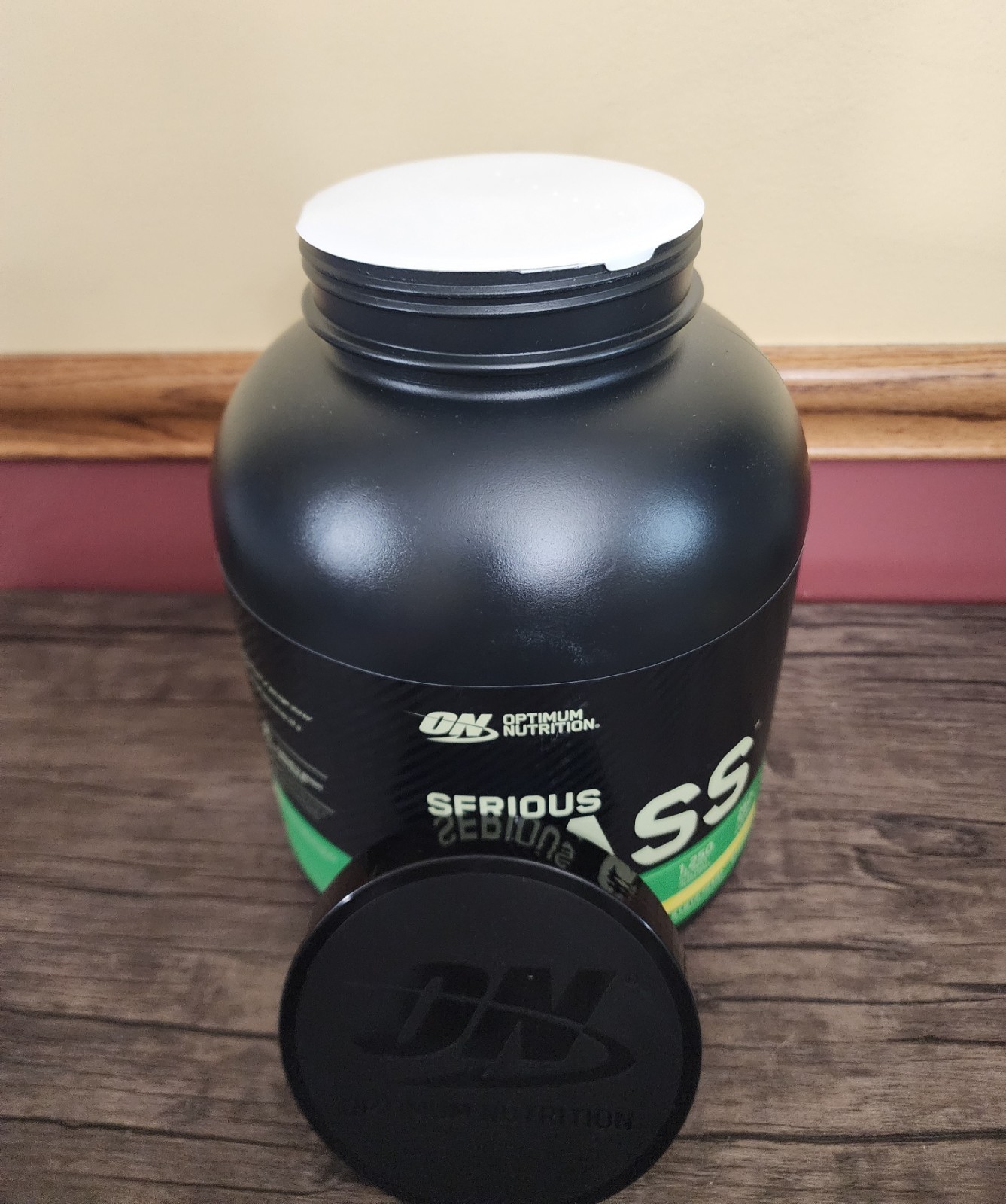 Optimum Nutrition Serious Mass Protein Powder, Banana, 6 LBS, Expiring 10/21/27