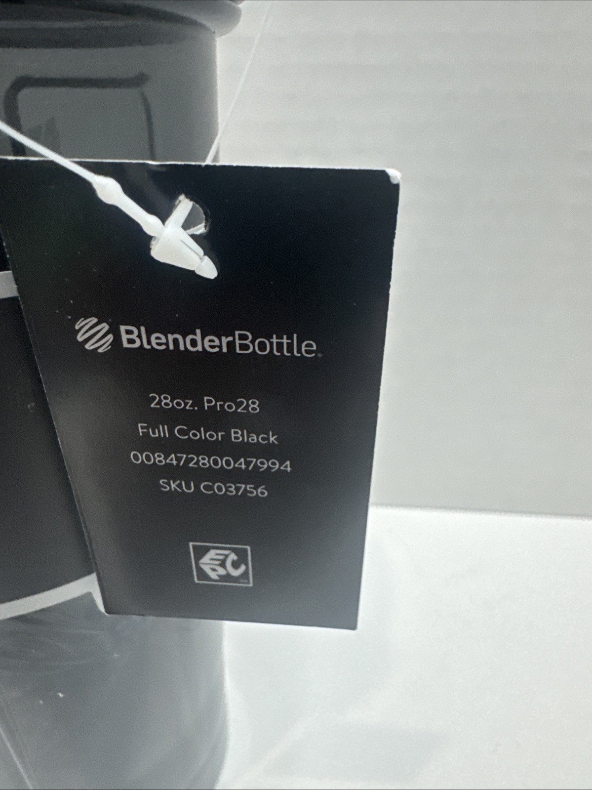 NEW Blender Bottle 28 oz. Pro Series Shaker Bottle with Loop Top NWT
