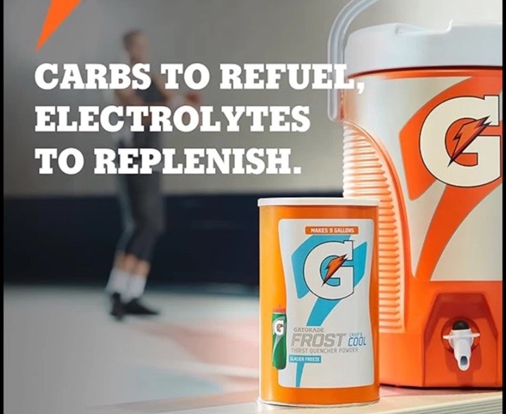 Gatorade Thirst Quencher Powder, Fruit Punch, 76.5 oz Canister Makes 9 Gallons