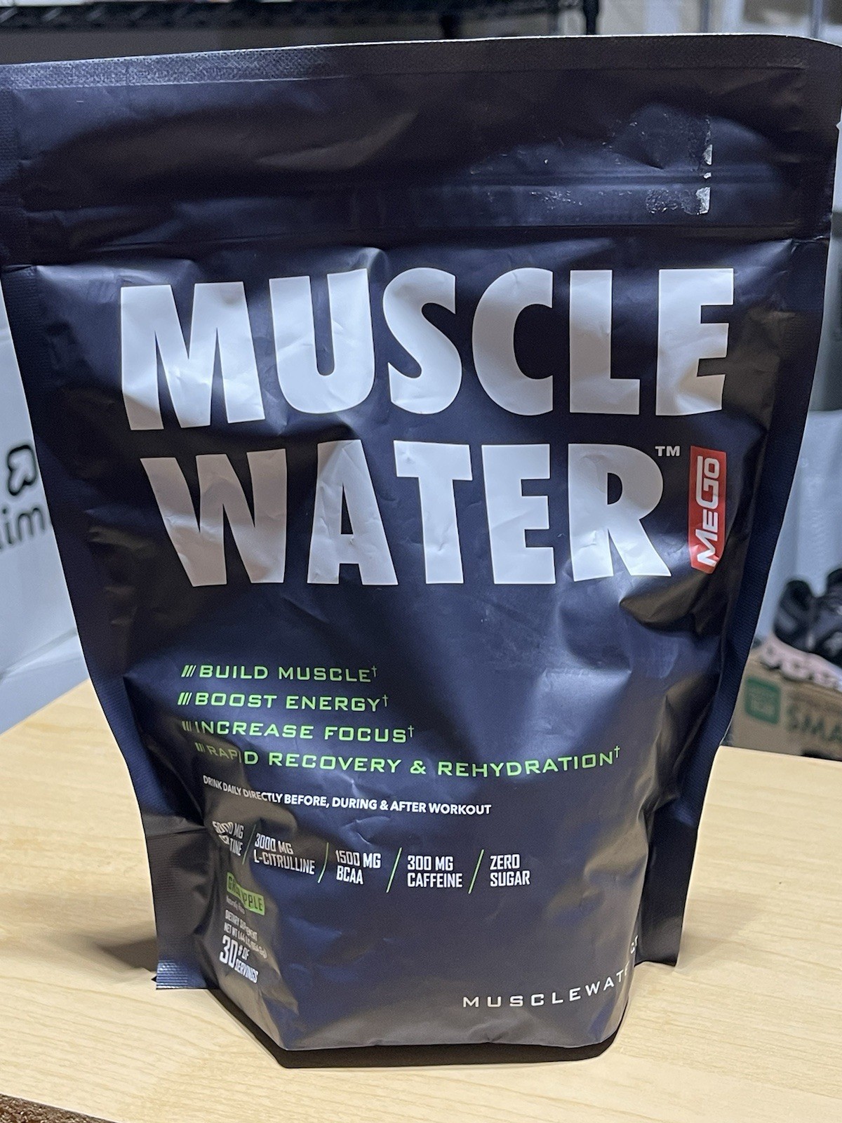 Muscle Water MEGO Powder Drink Mix Green Apple Zero Sugar 30 Serv
