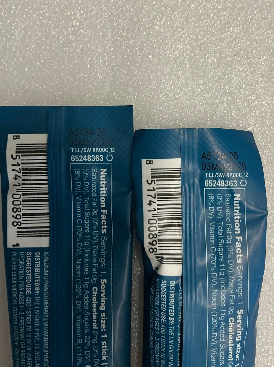 Liquid I.V Hydration Multiplier Lemon Lime+Strawberry 30 Sticks EXP 05/2028