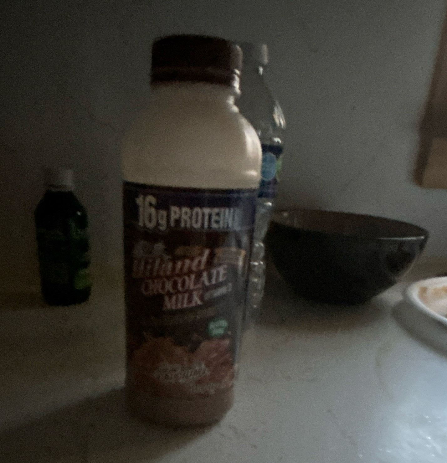 Hiland Chocolate Milk Drink 16 fl oz, 16g Protein, Gluten-Free Liquid
